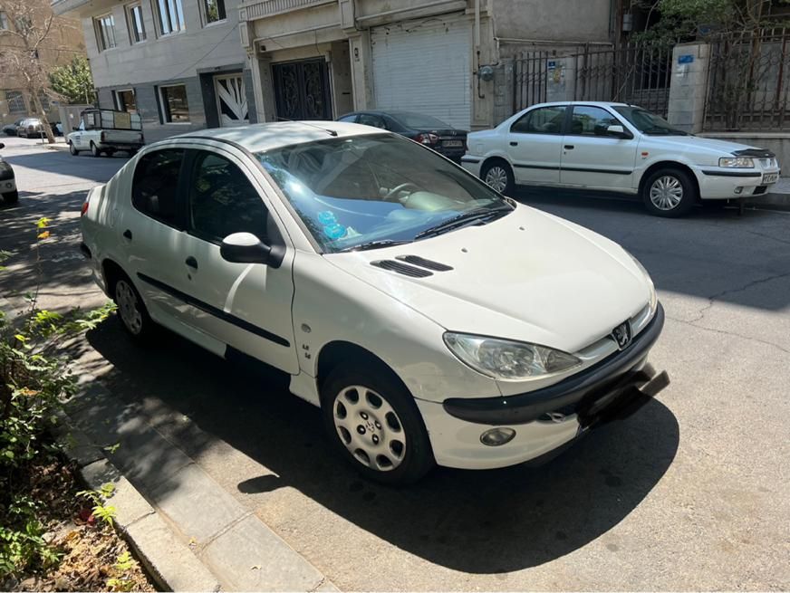 پژو ۲۰۶ صندوق دار v8 - 1389