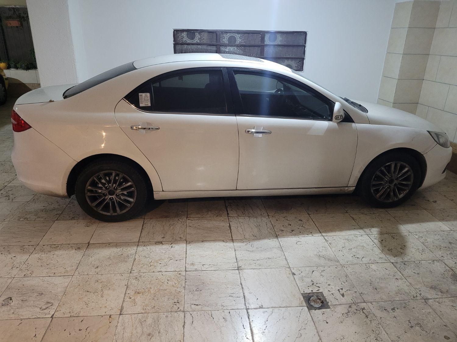 جک J5 اتوماتیک - 1394