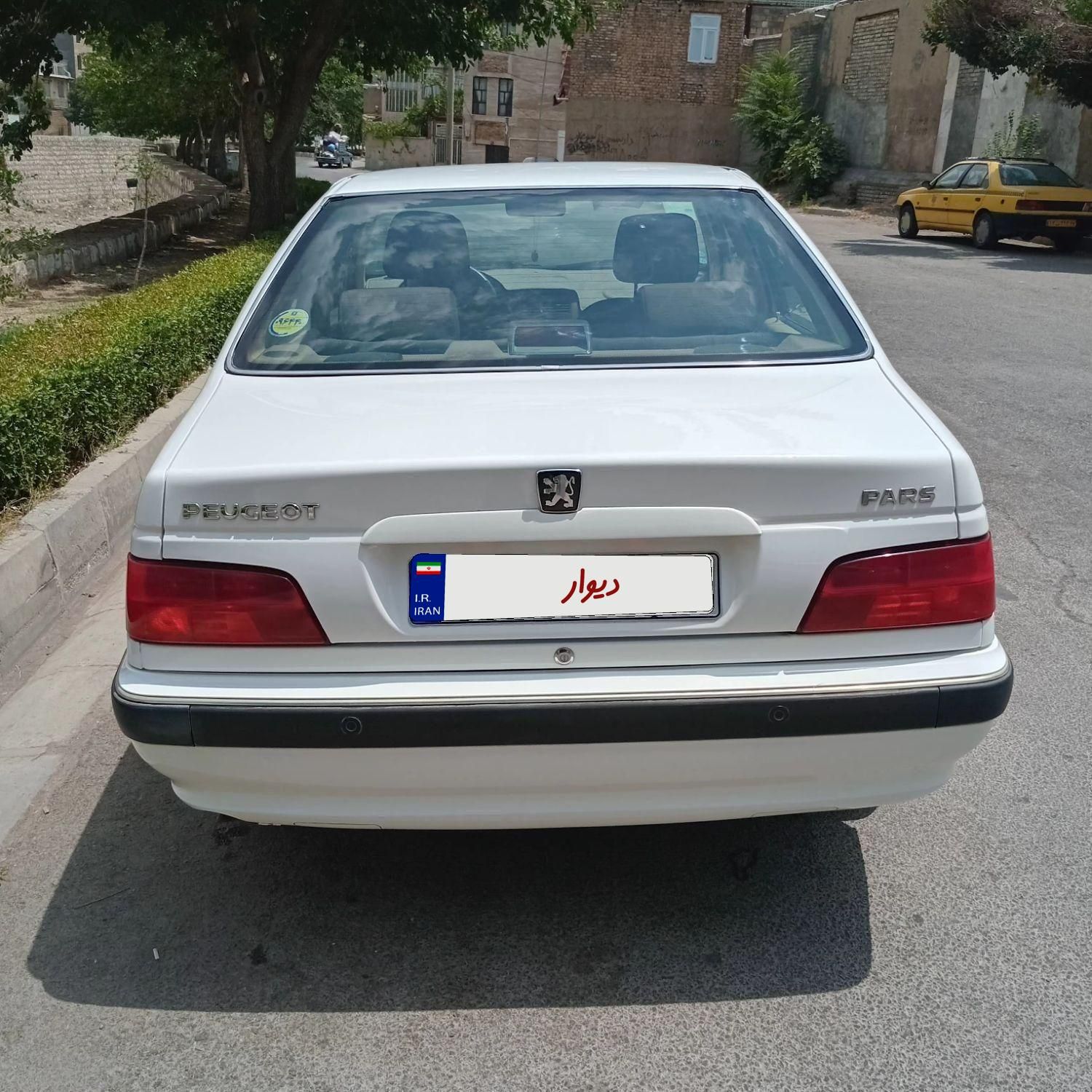 پژو پارس XU7P - 1401