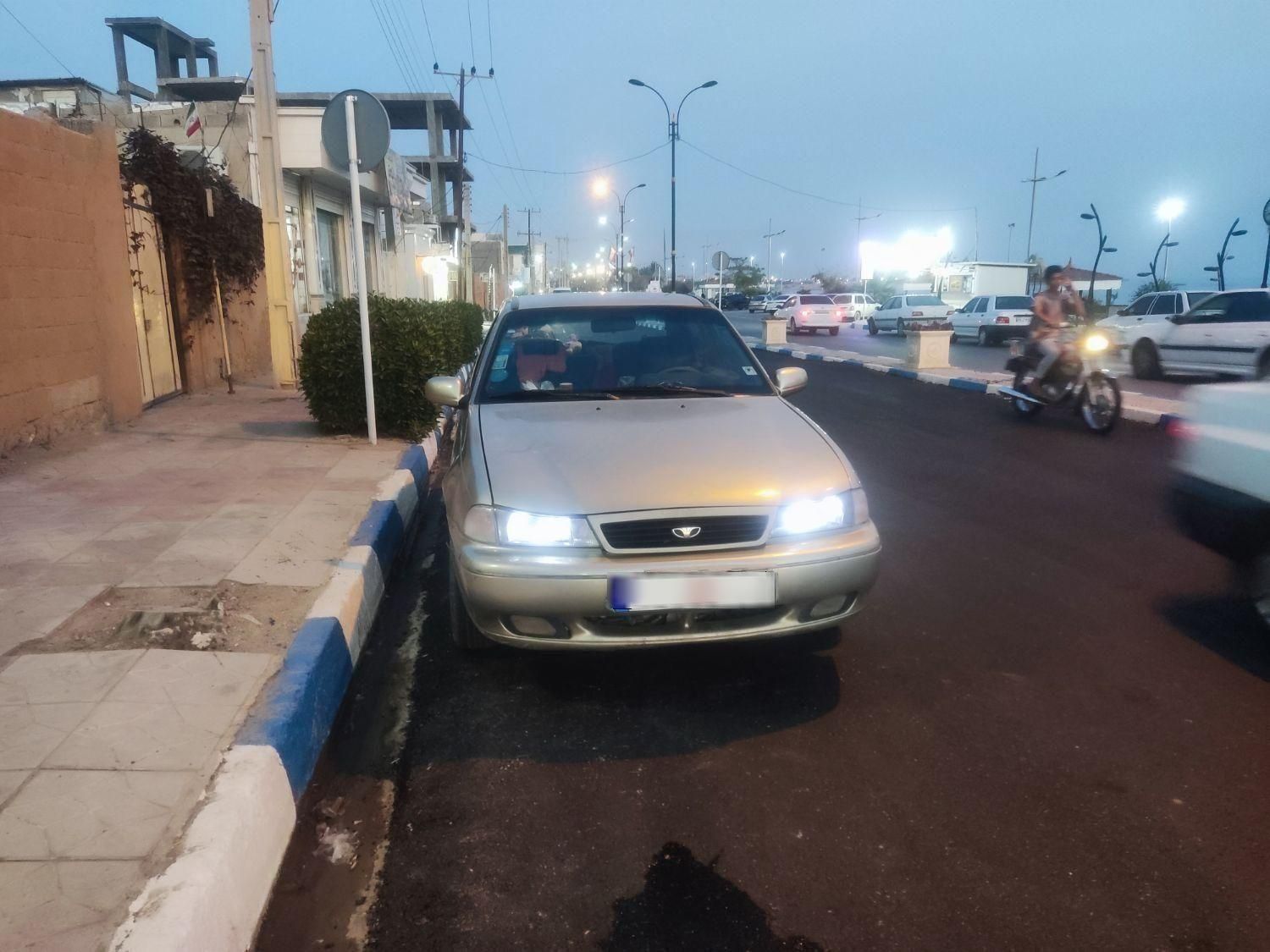 دوو سیلو سدان - 1380