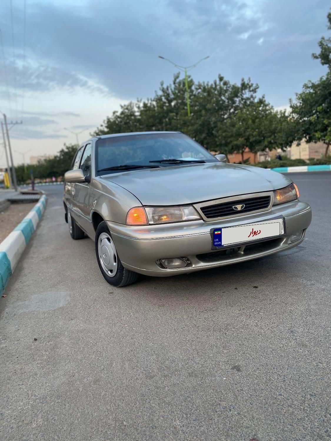 دوو سیلو سدان - 1382