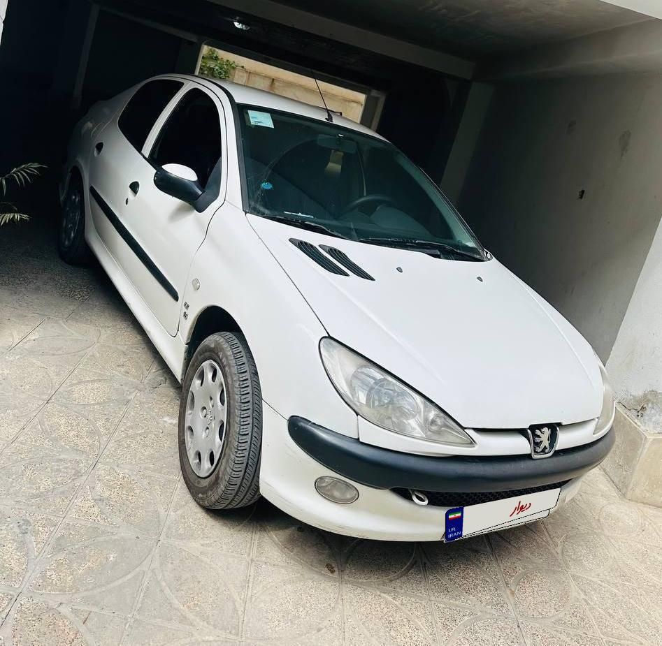 پژو ۲۰۶ صندوق دار v8 - 1395