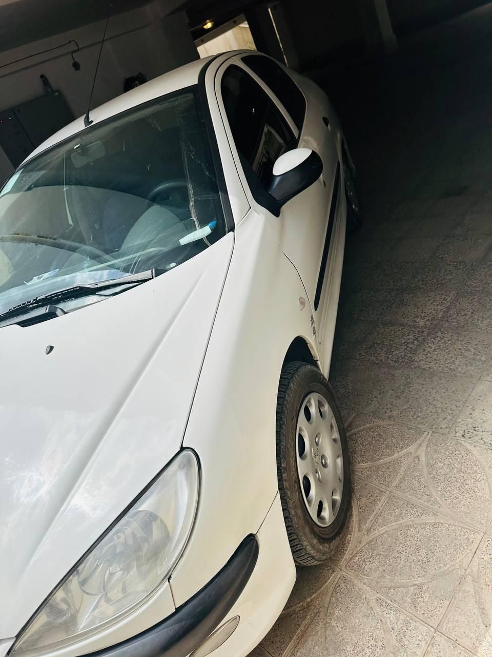پژو ۲۰۶ صندوق دار v8 - 1395