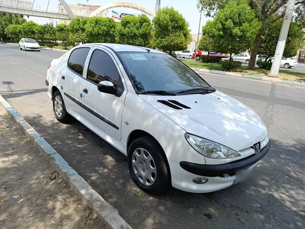 پژو ۲۰۶ صندوق دار v8 - 1399