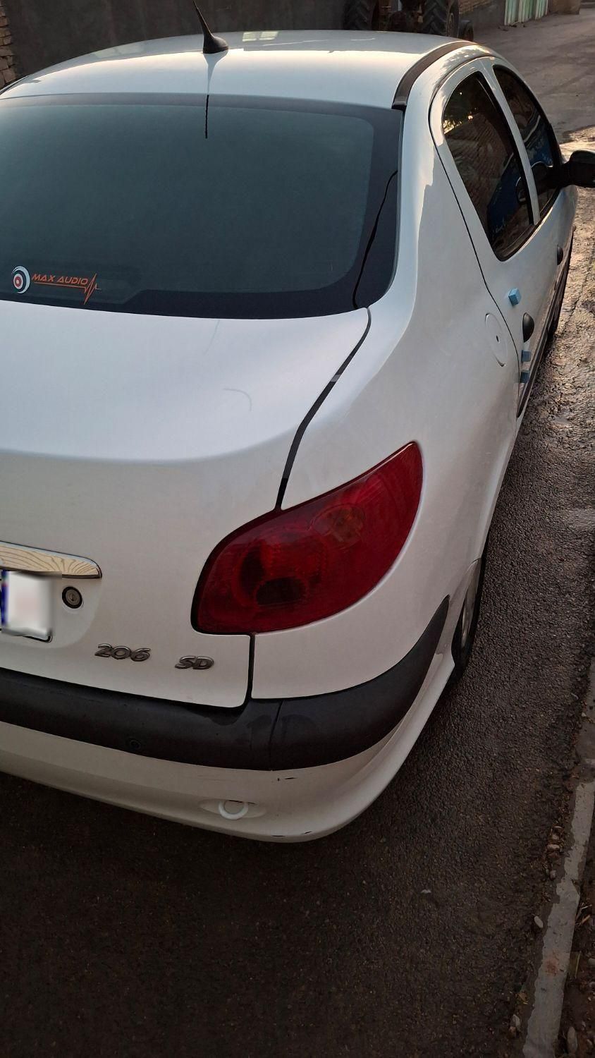 پژو ۲۰۶ صندوق دار v8 - 1393