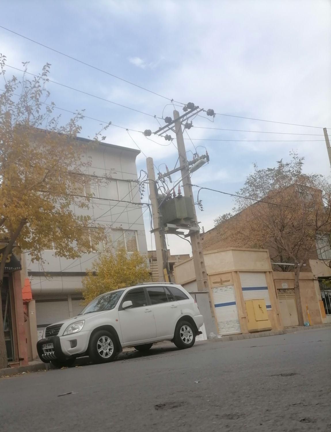 ام وی ام X33 دنده‌ای ساده - 1391