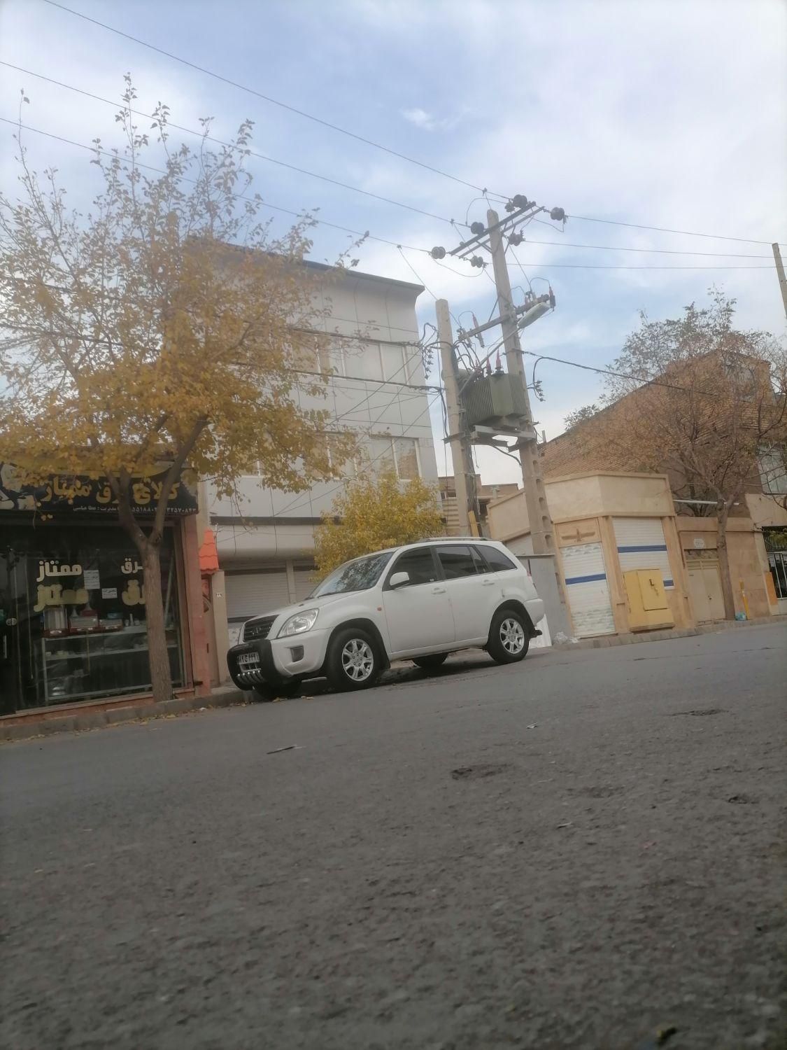 ام وی ام X33 دنده‌ای ساده - 1391
