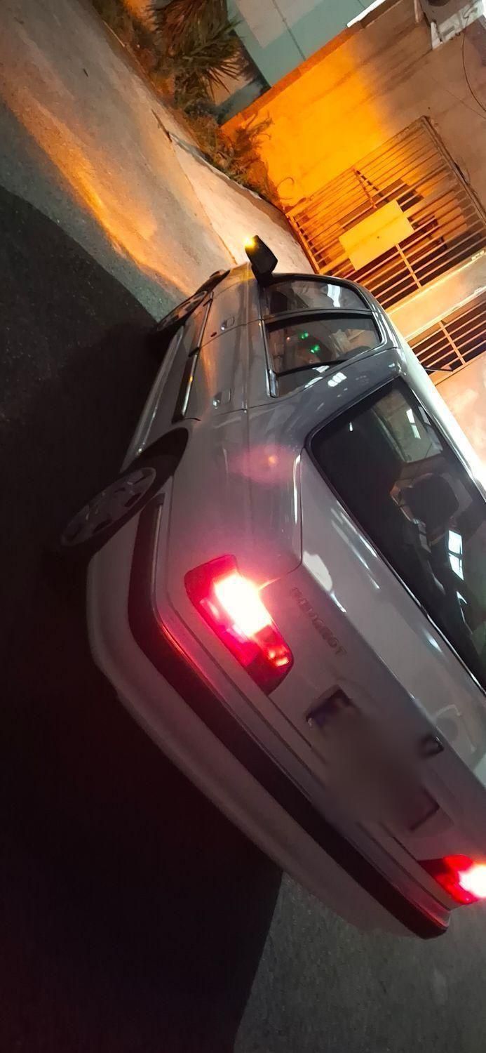 پژو پارس سال - 1401