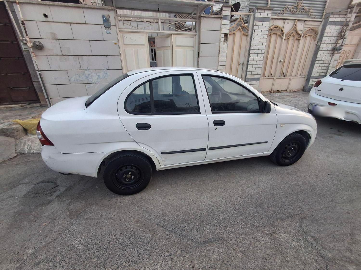 تیبا صندوق دار SX - 1398