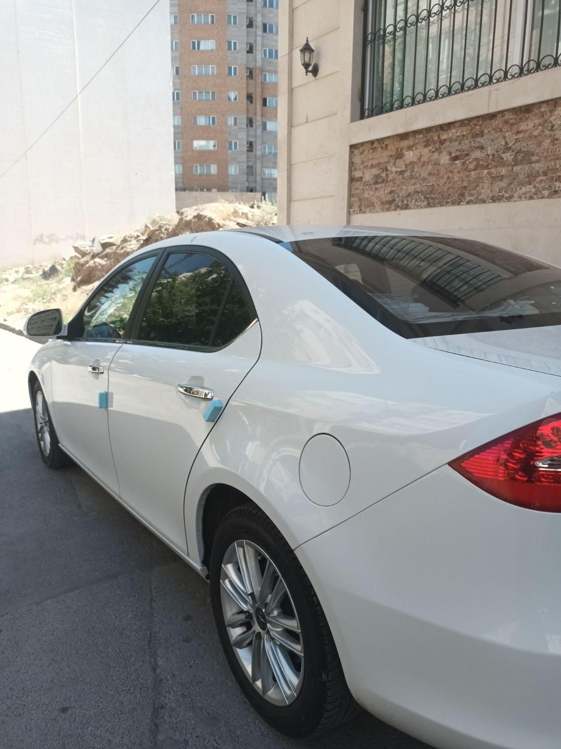 خودرو جک، J5 آگهی ann_19746290