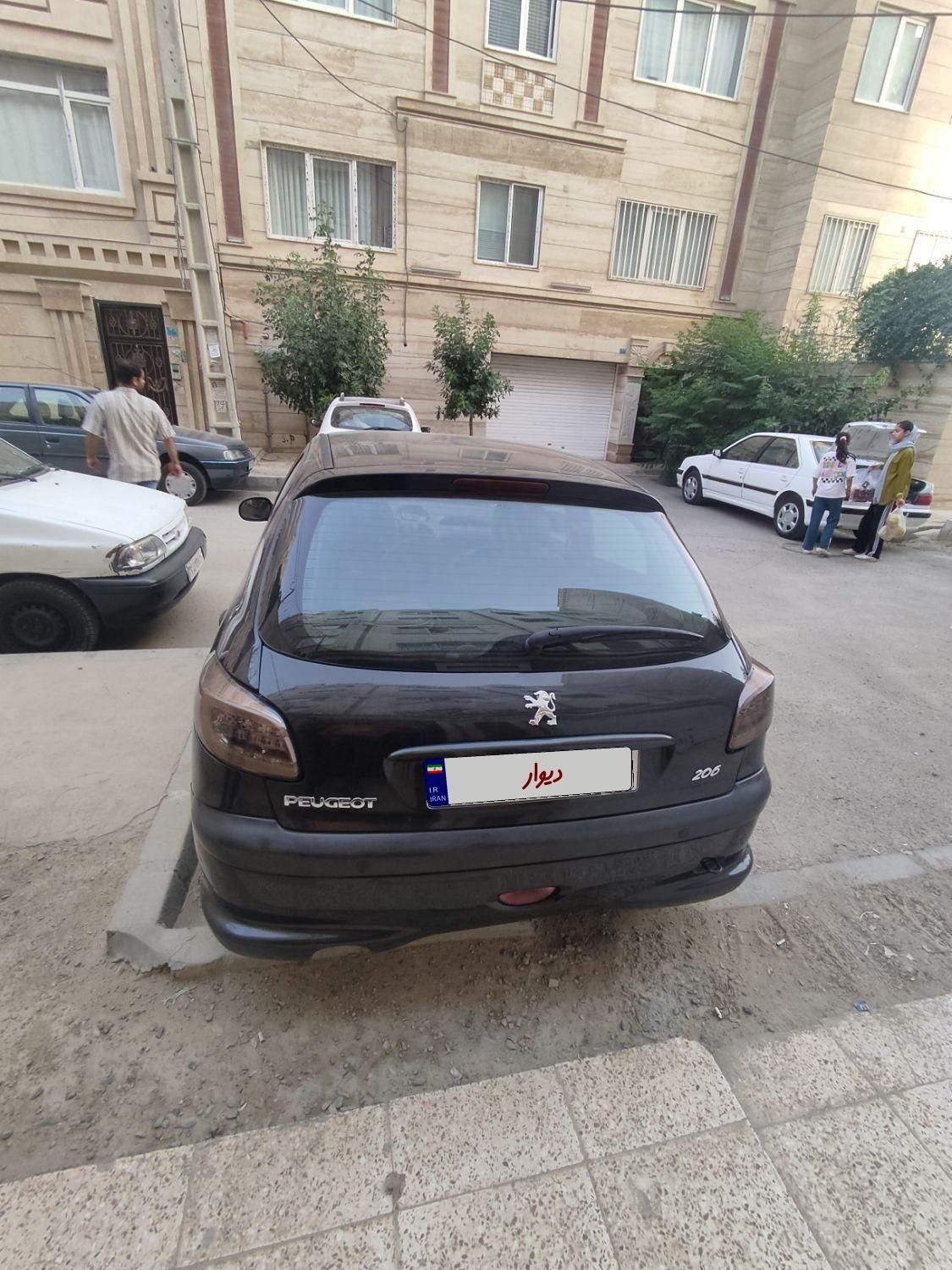 پژو 206 تیپ 5 - 1396