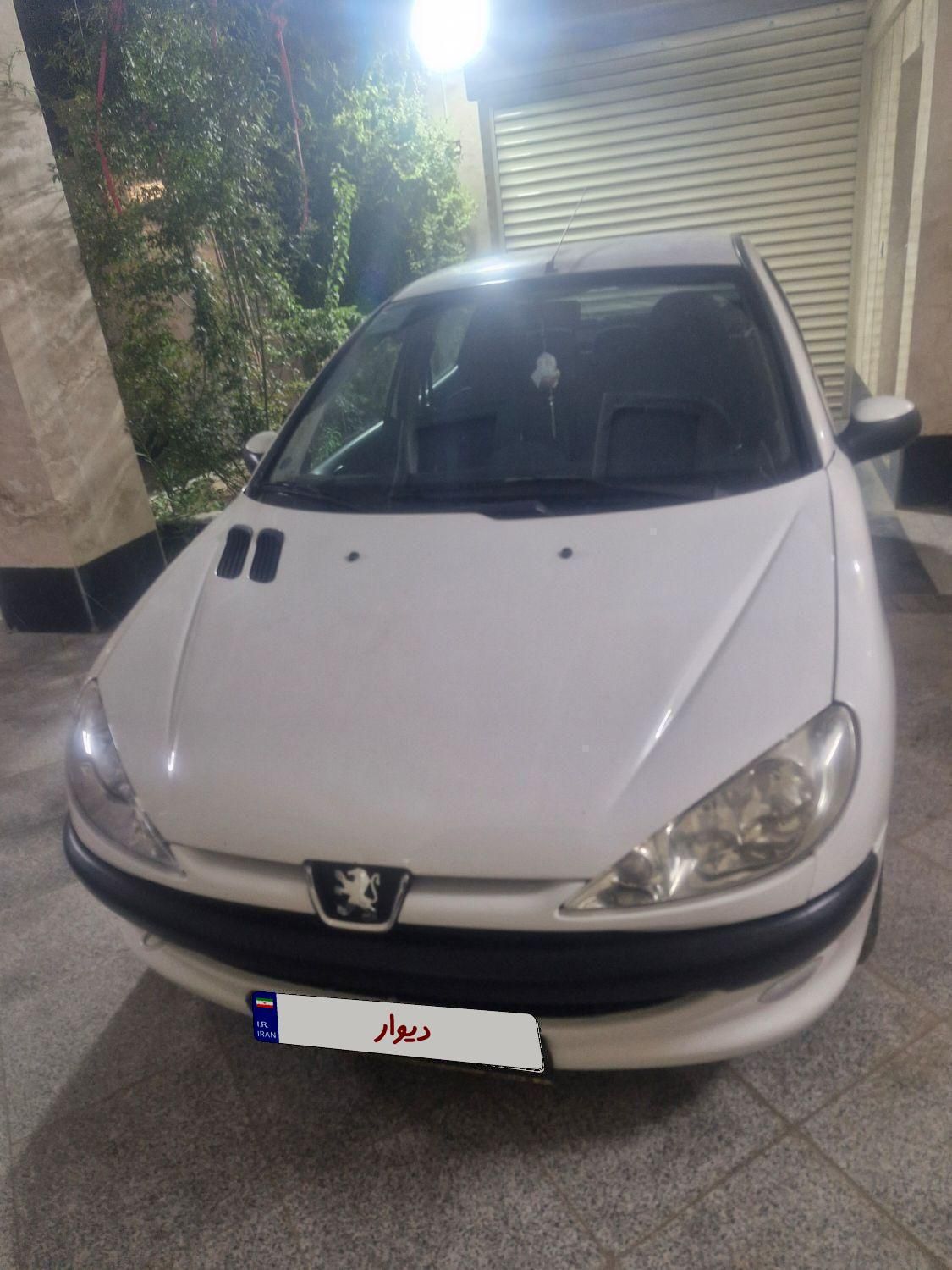 پژو ۲۰۶ صندوق دار v8 - 1396
