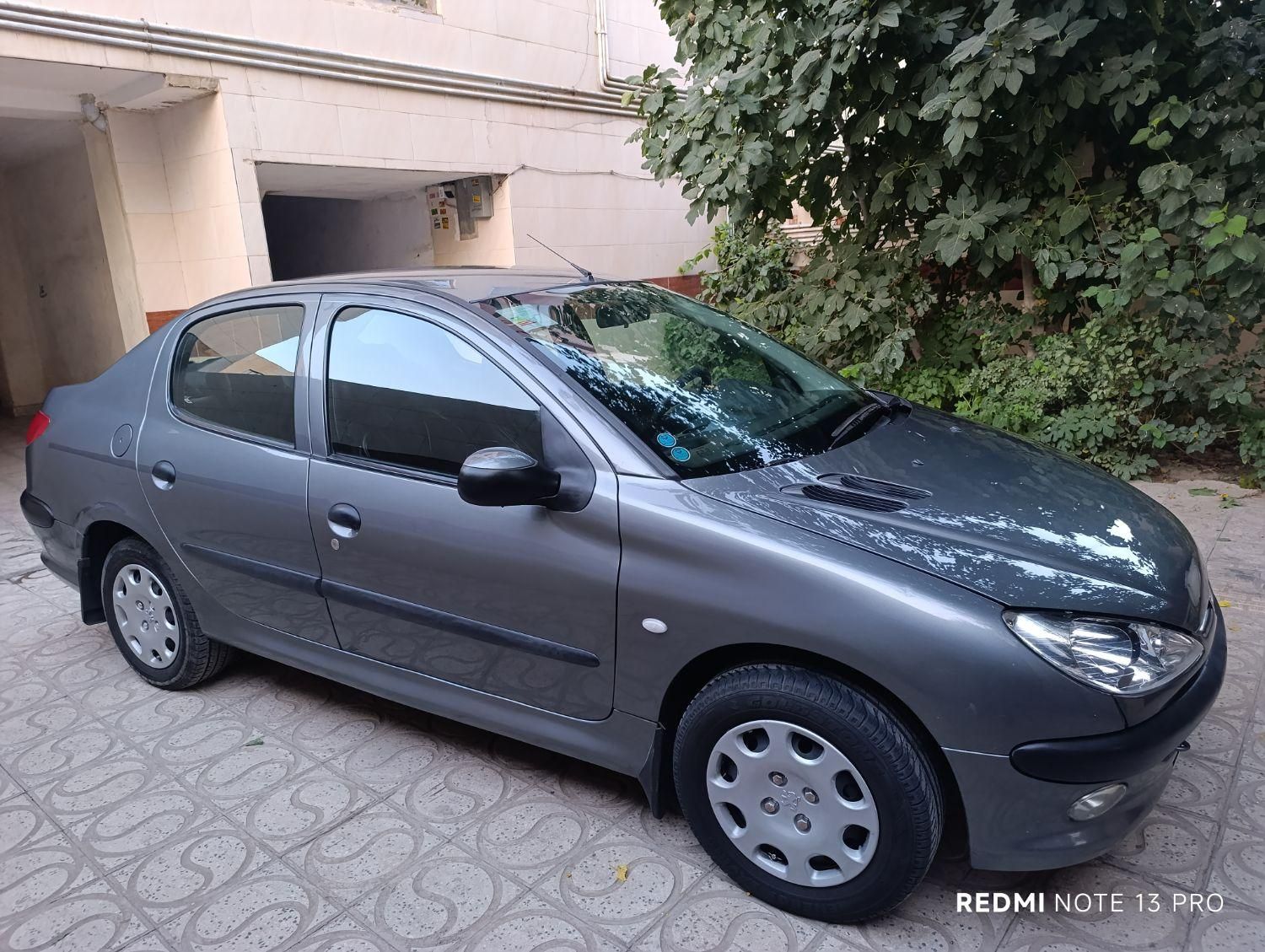 پژو ۲۰۶ صندوق دار v8 - 1395