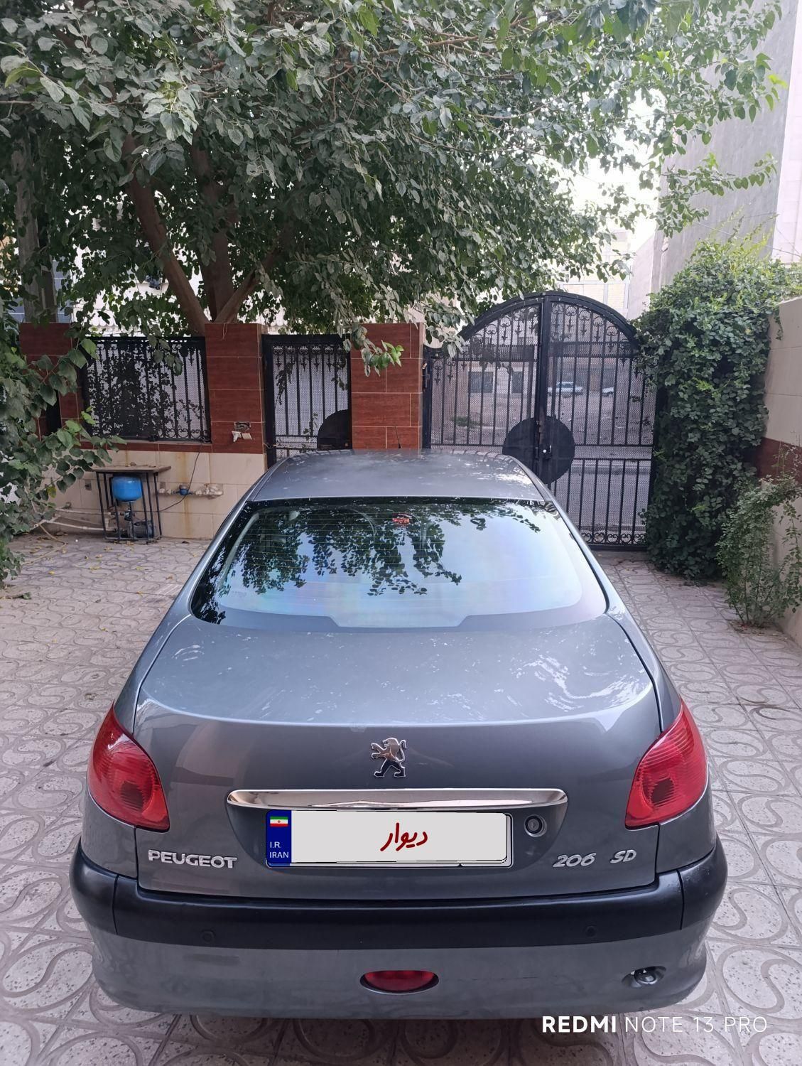 پژو ۲۰۶ صندوق دار v8 - 1395