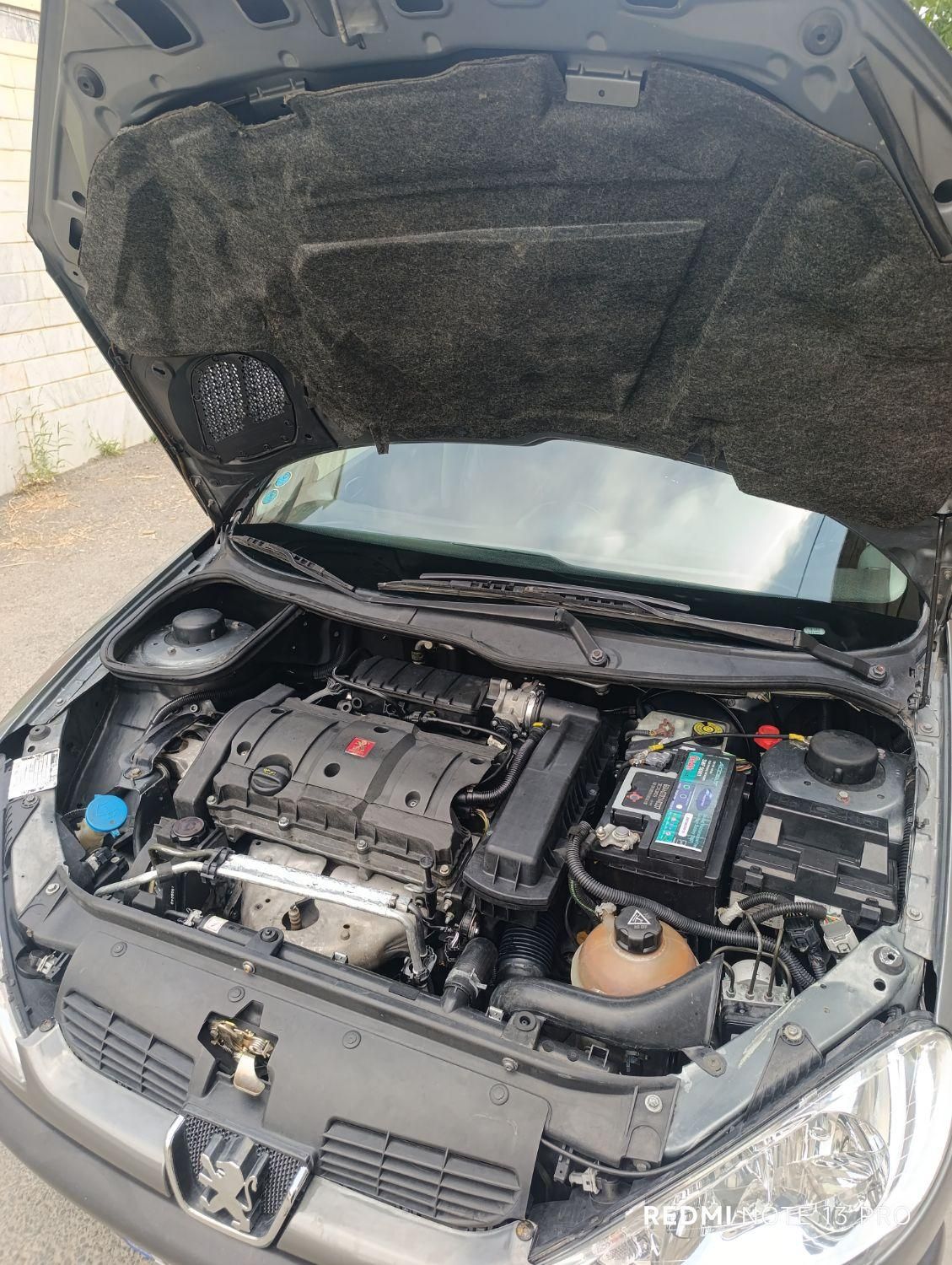پژو ۲۰۶ صندوق دار v8 - 1395