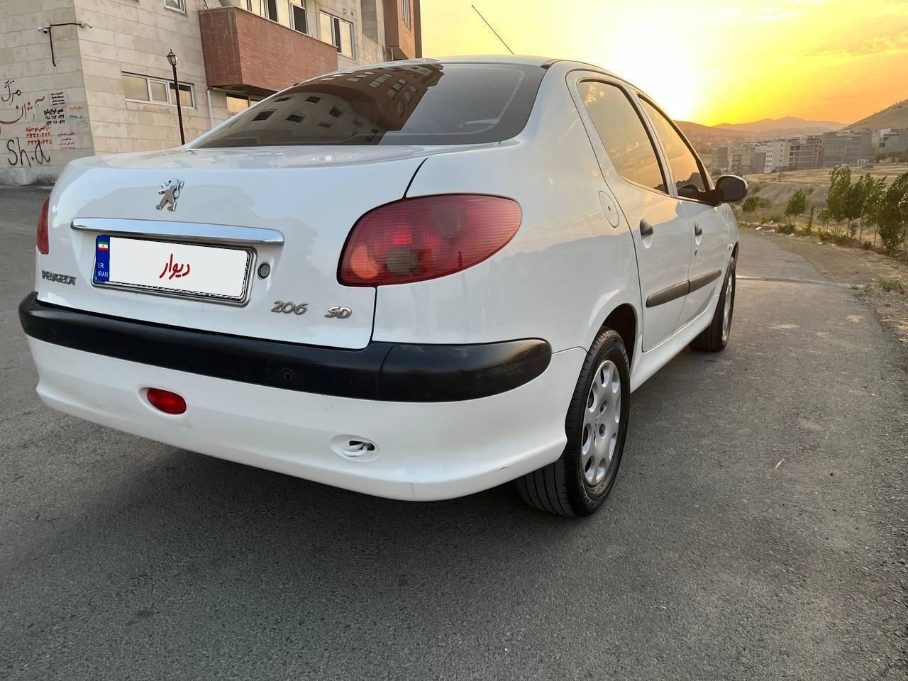 پژو ۲۰۶ صندوق دار v8 - 1395
