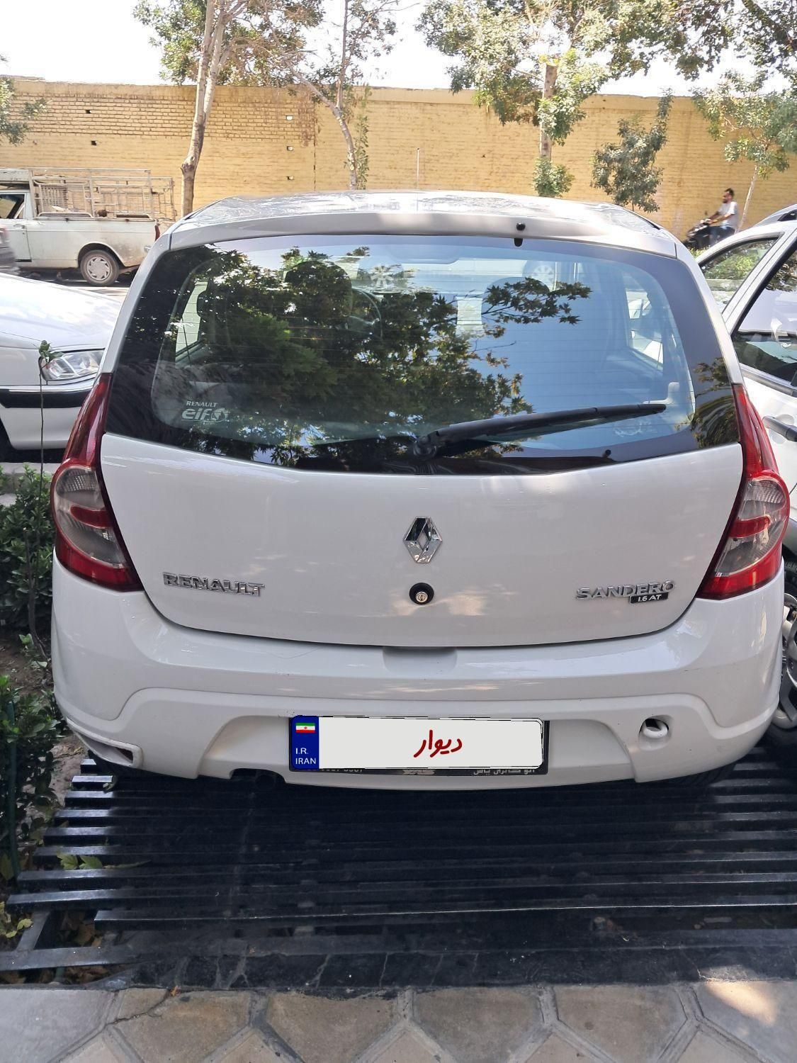 خودرو رنو، ساندرو آگهی ann_19747205