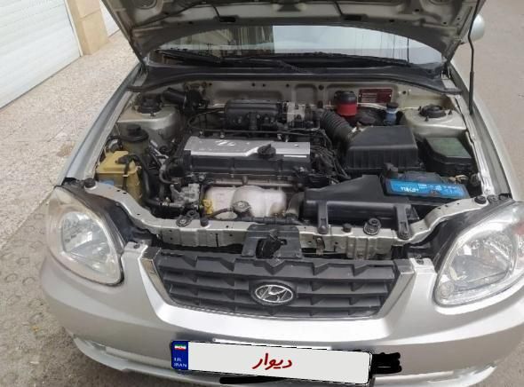 هیوندای ورنا دنده‌ ای - 1383