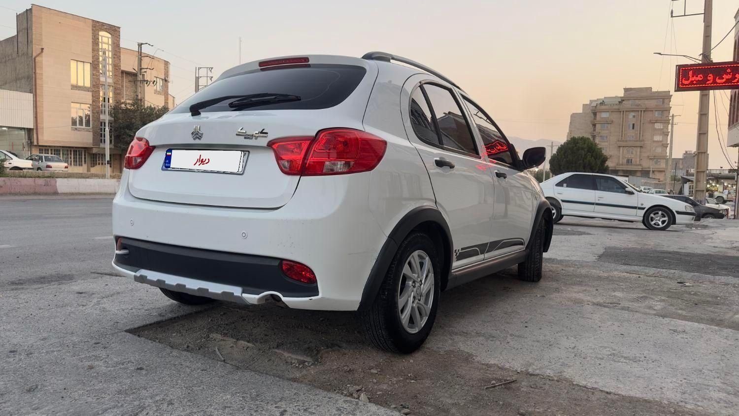 کوییک R دنده‌ای - 1401
