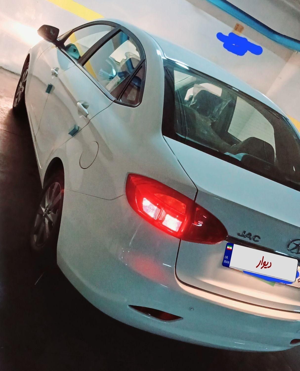 جک J4 اتوماتیک ساده - 1403