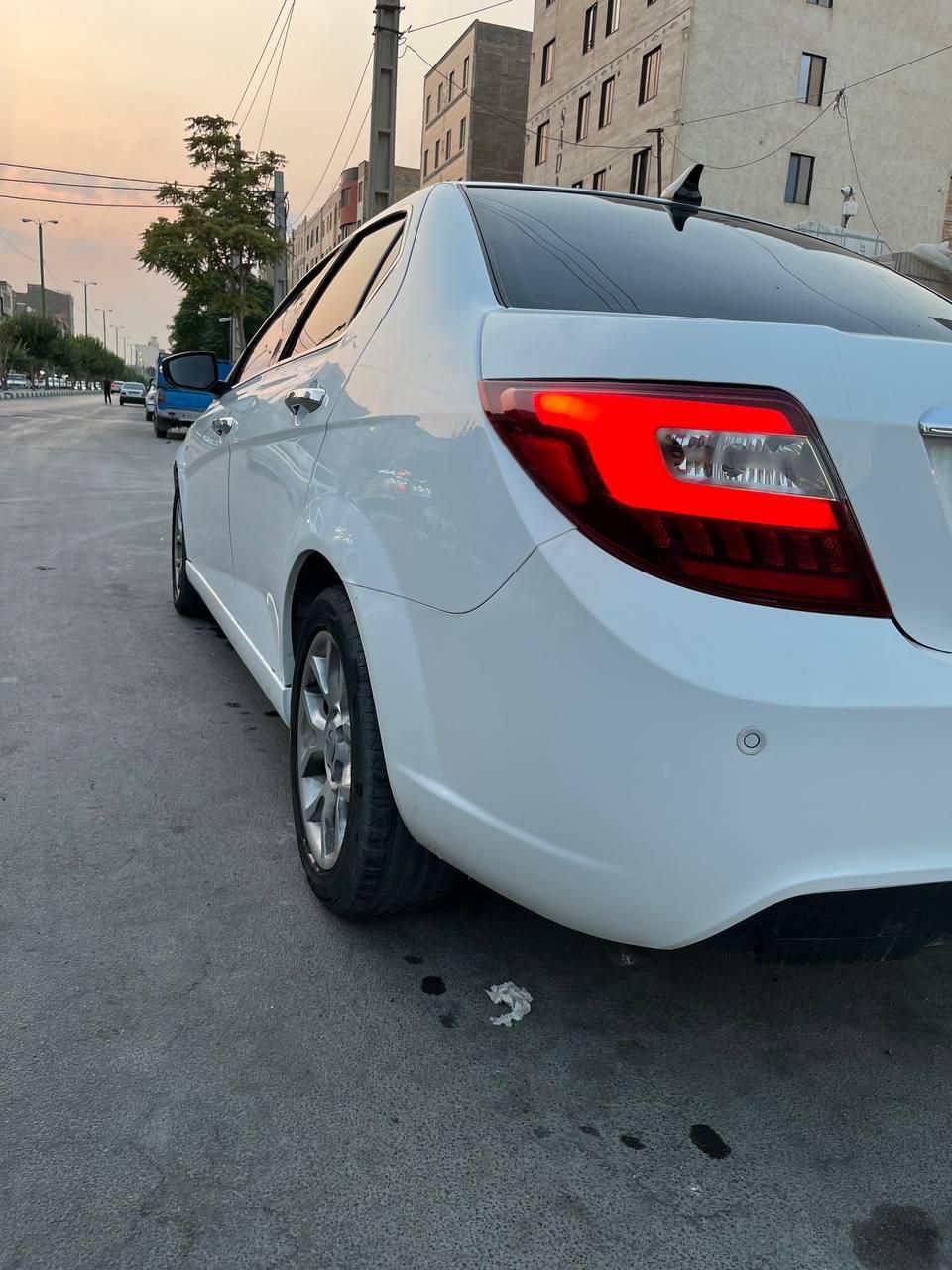 دنا پلاس توربو اتوماتیک - 1401