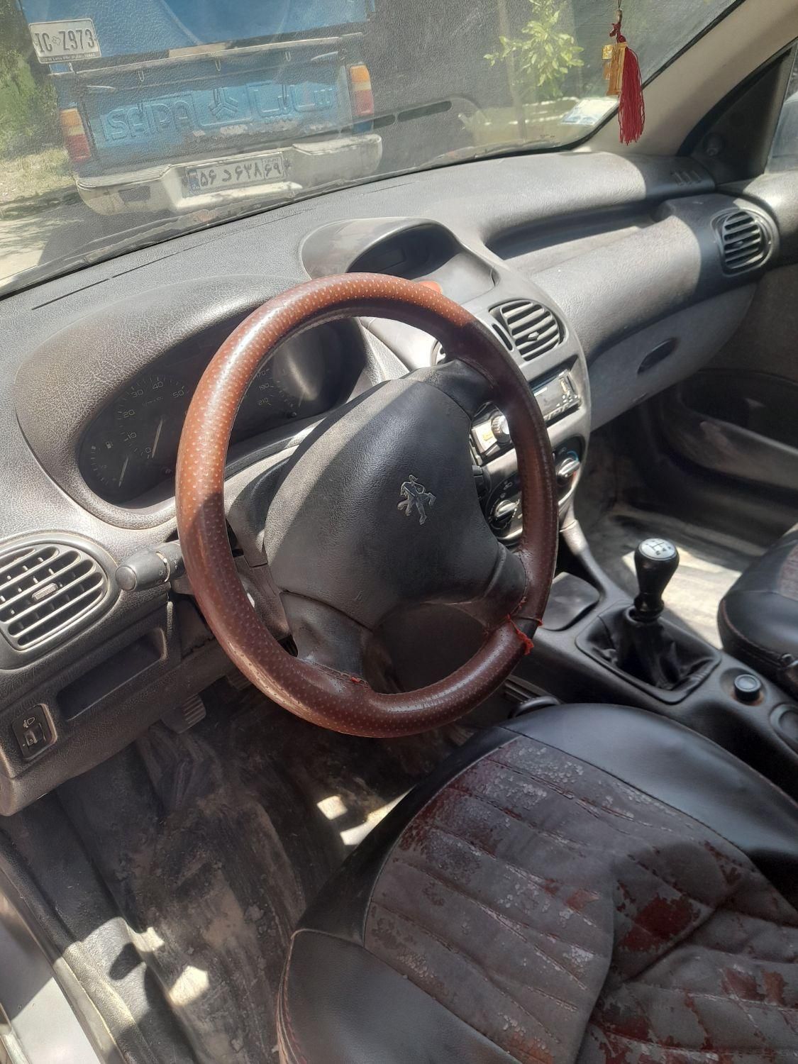 پژو ۲۰۶ صندوق دار v8 - 1386