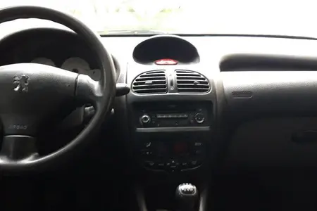 پژو ۲۰۶ صندوق دار v8 - 1395