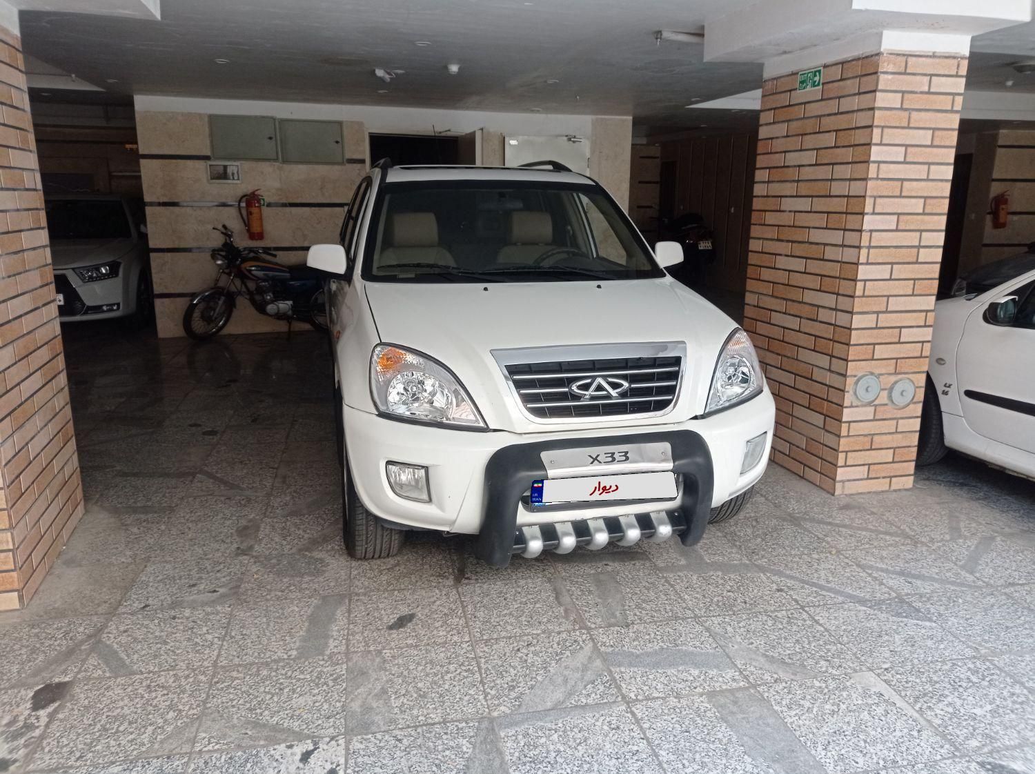 خودرو ام وی ام، X33 آگهی ann_19749412
