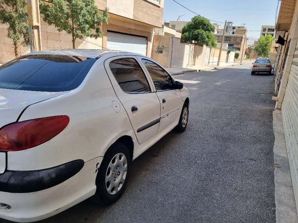 پژو ۲۰۶ صندوق دار v20 - 1389