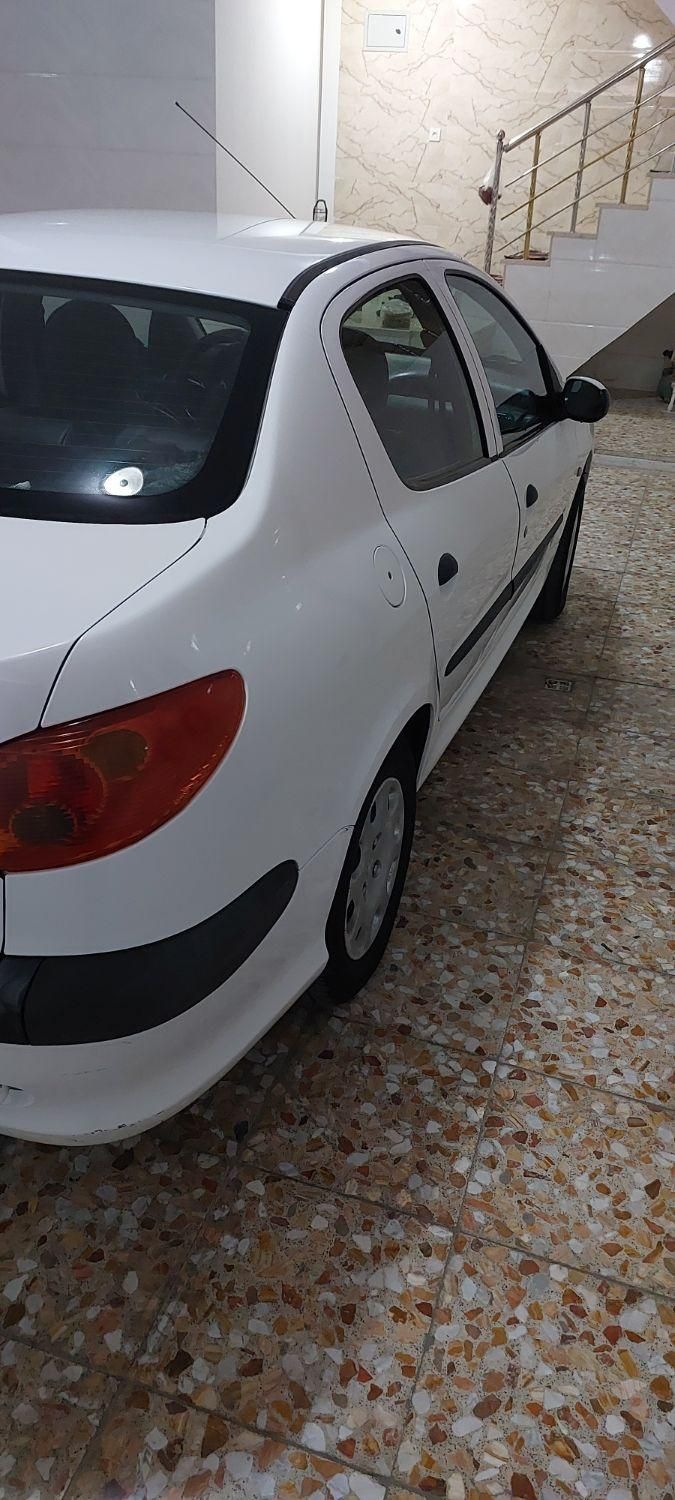 پژو ۲۰۶ صندوق دار v8 - 1393