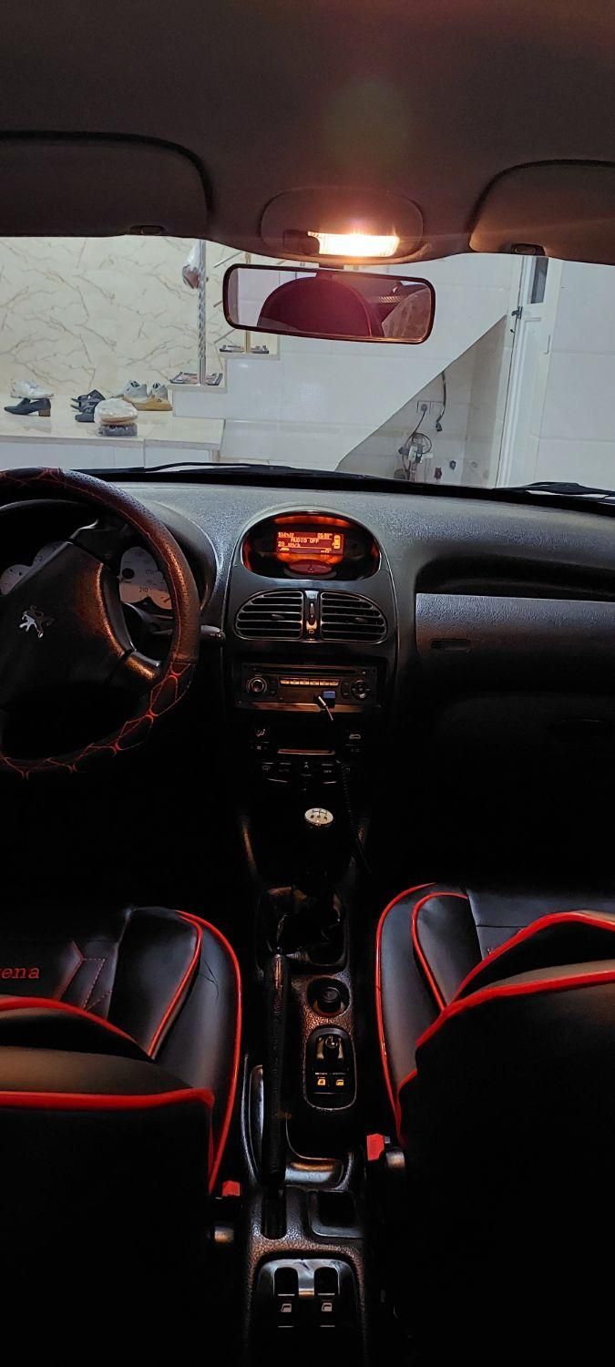 پژو ۲۰۶ صندوق دار v8 - 1393