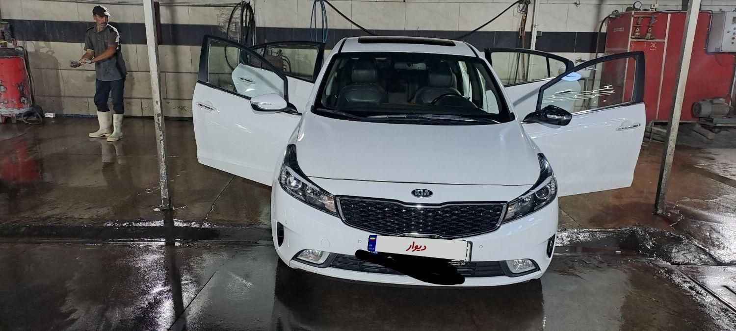 کیا سراتو 2.0 لیتر اتوماتیک GT لاین - 2017