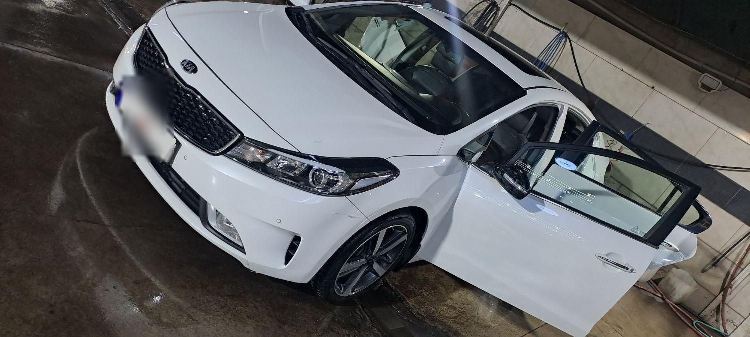 کیا سراتو 2.0 لیتر اتوماتیک GT لاین - 2017