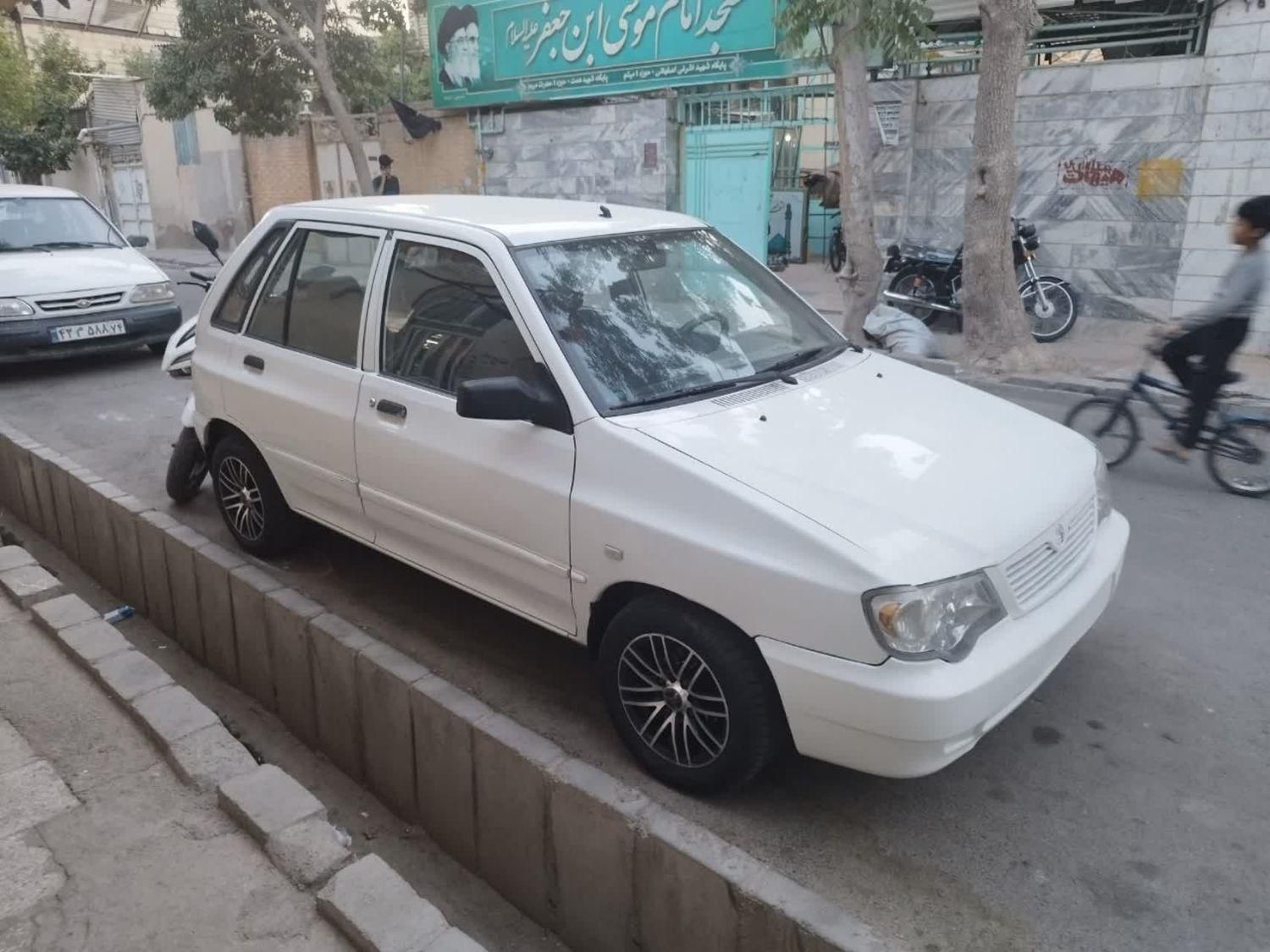 خودرو پراید، 111 آگهی ann_19750616