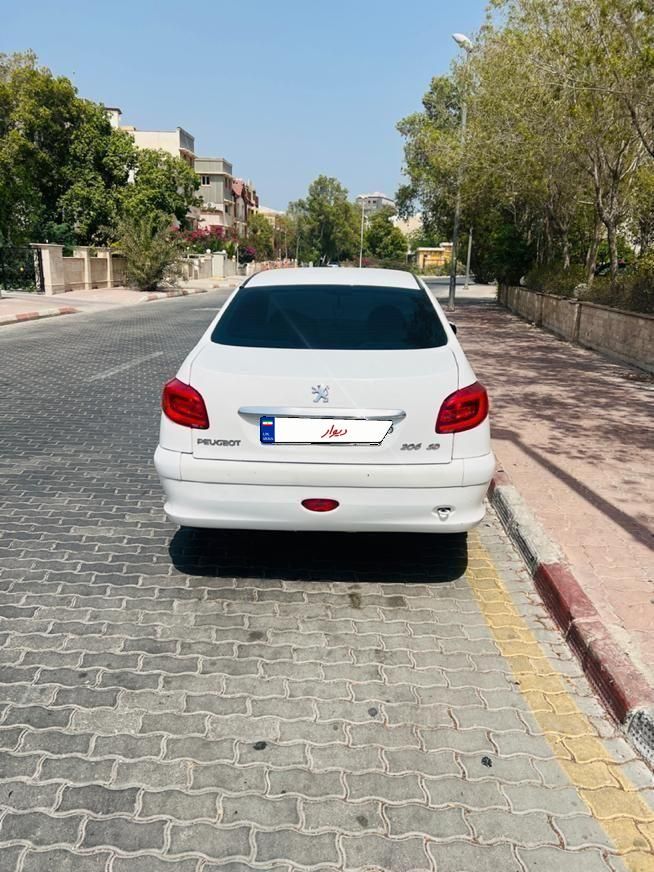 پژو ۲۰۶ صندوق دار v20 - 1391