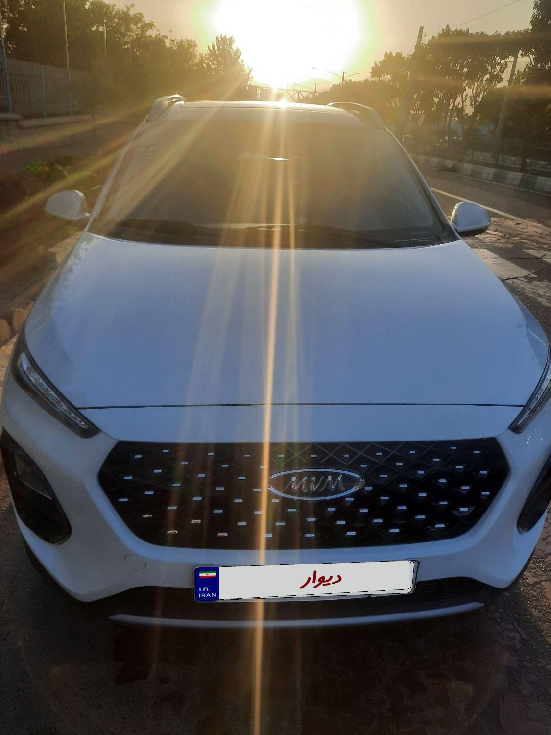 ام وی ام X22 پرو دنده‌ای - 1402