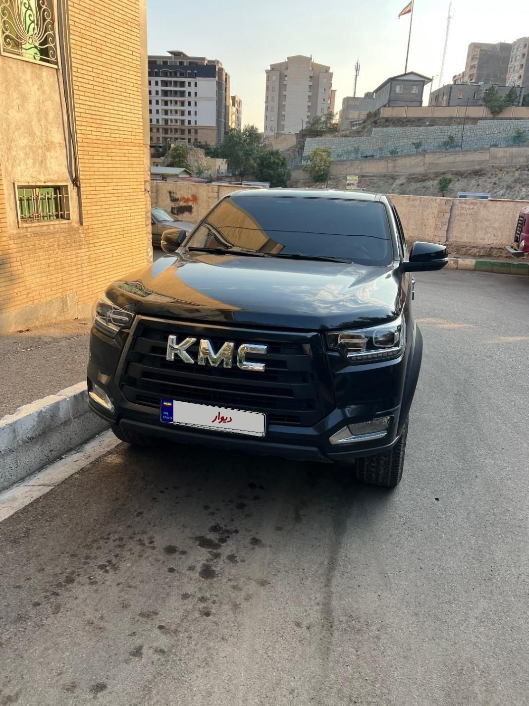 خودرو کی ام سی، T8 آگهی ann_19751540