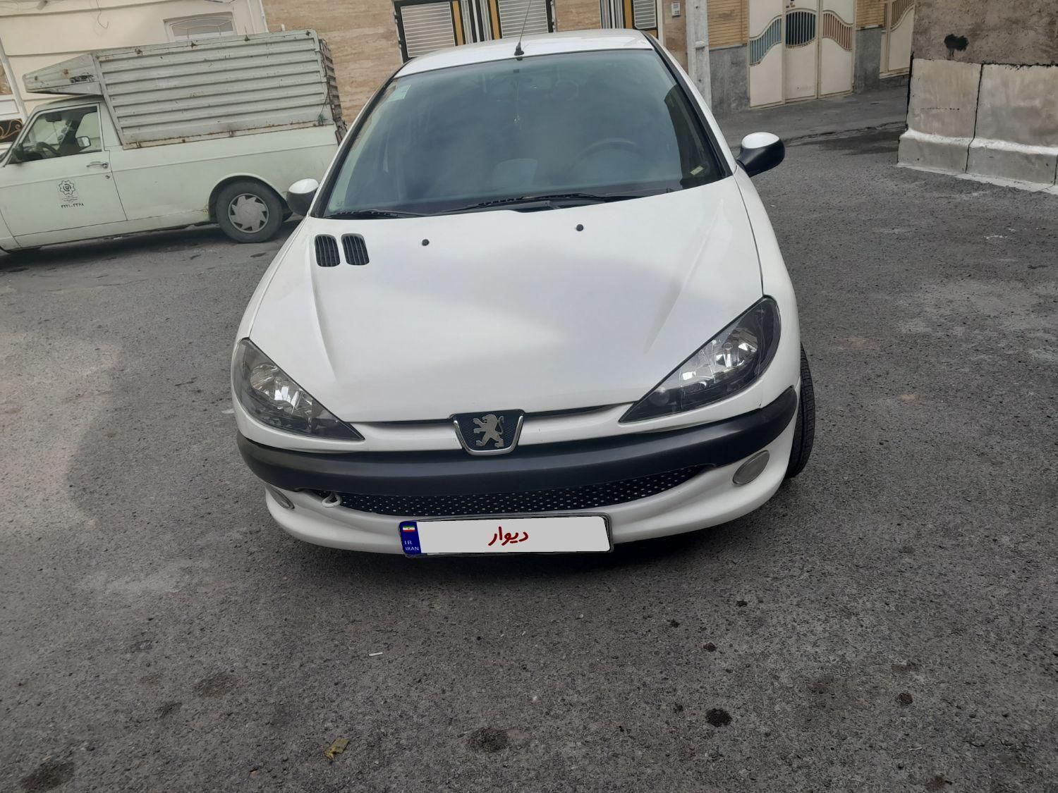 خودرو پژو، ۲۰۶ صندوق دار آگهی ann_19751623