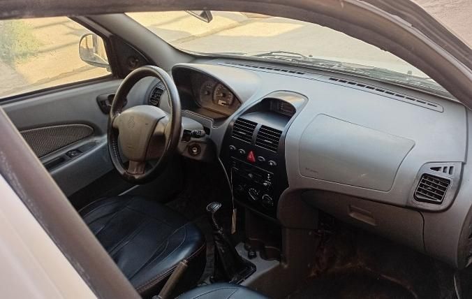 تیبا صندوق دار SX - 1401