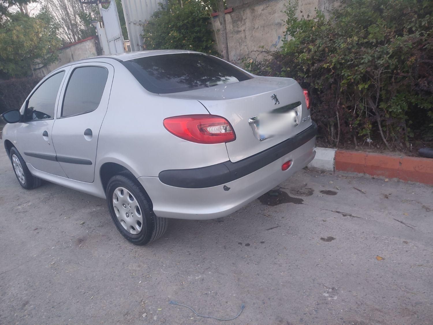 پژو ۲۰۶ صندوق دار v20 - 1388