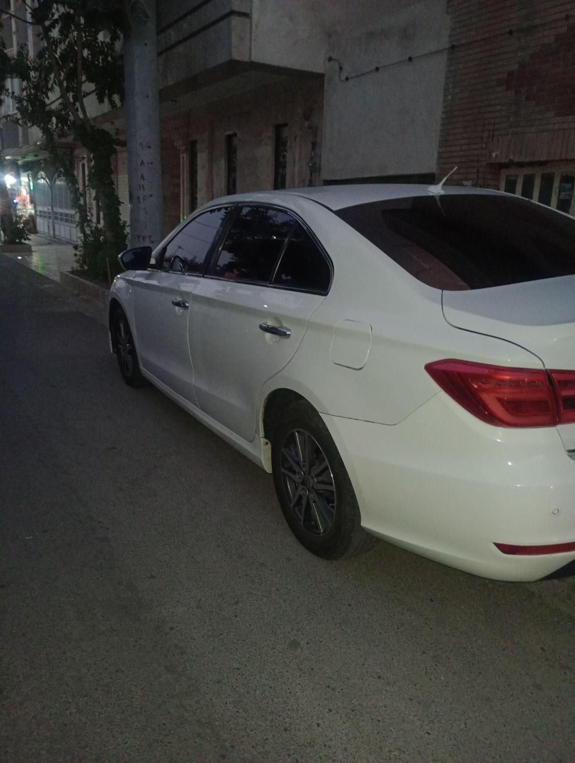 لیفان 820 اتوماتیک - 1397