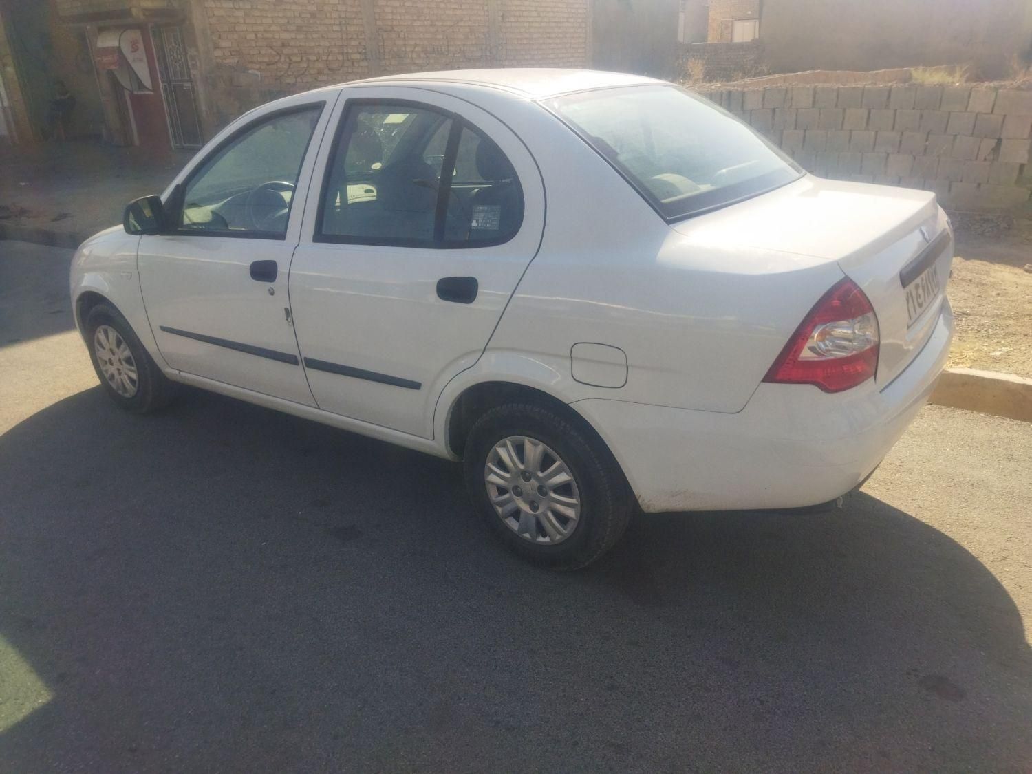 تیبا صندوق دار SX - 1400