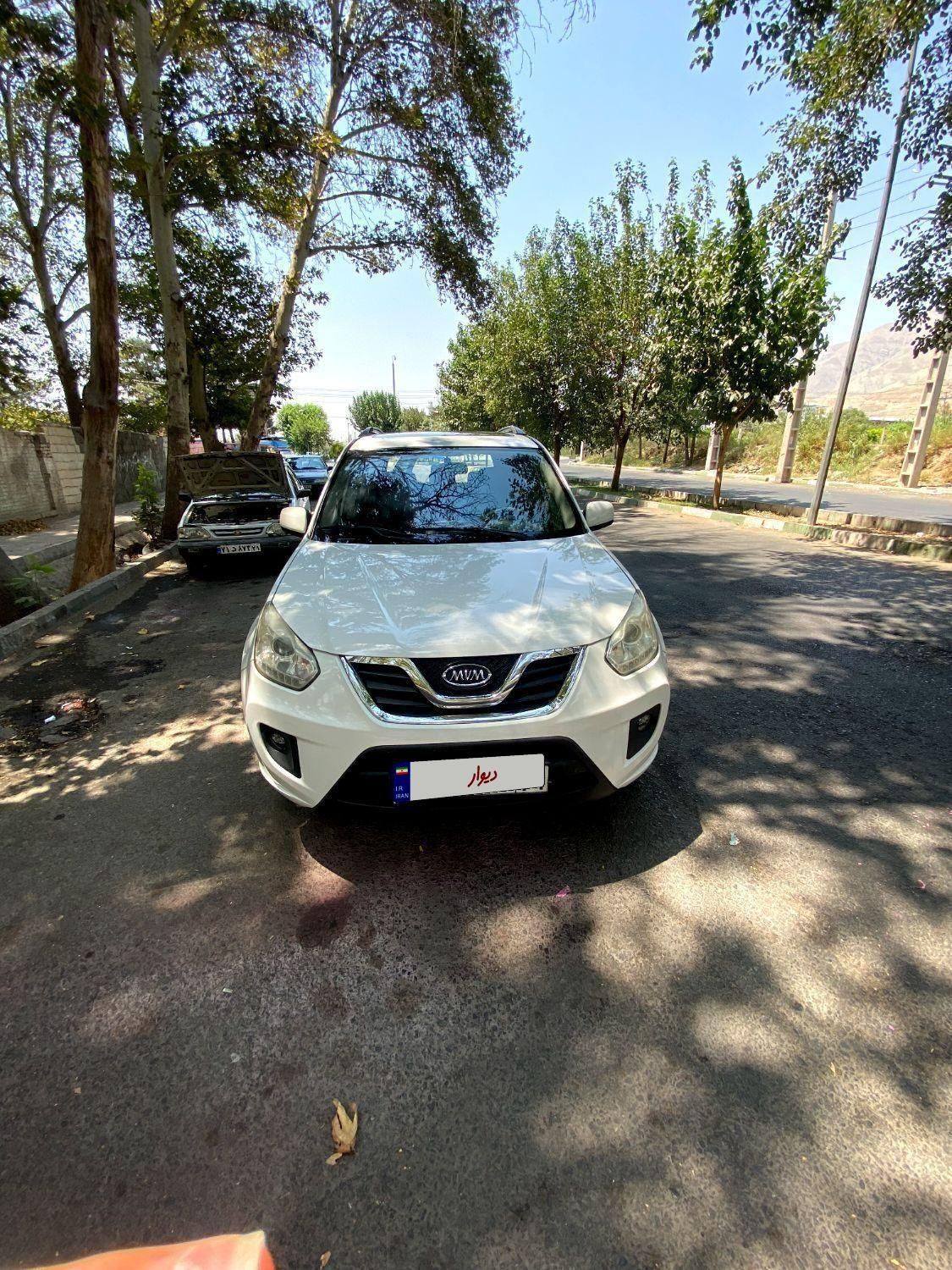 ام وی ام X33 دنده‌ای ساده - 1393