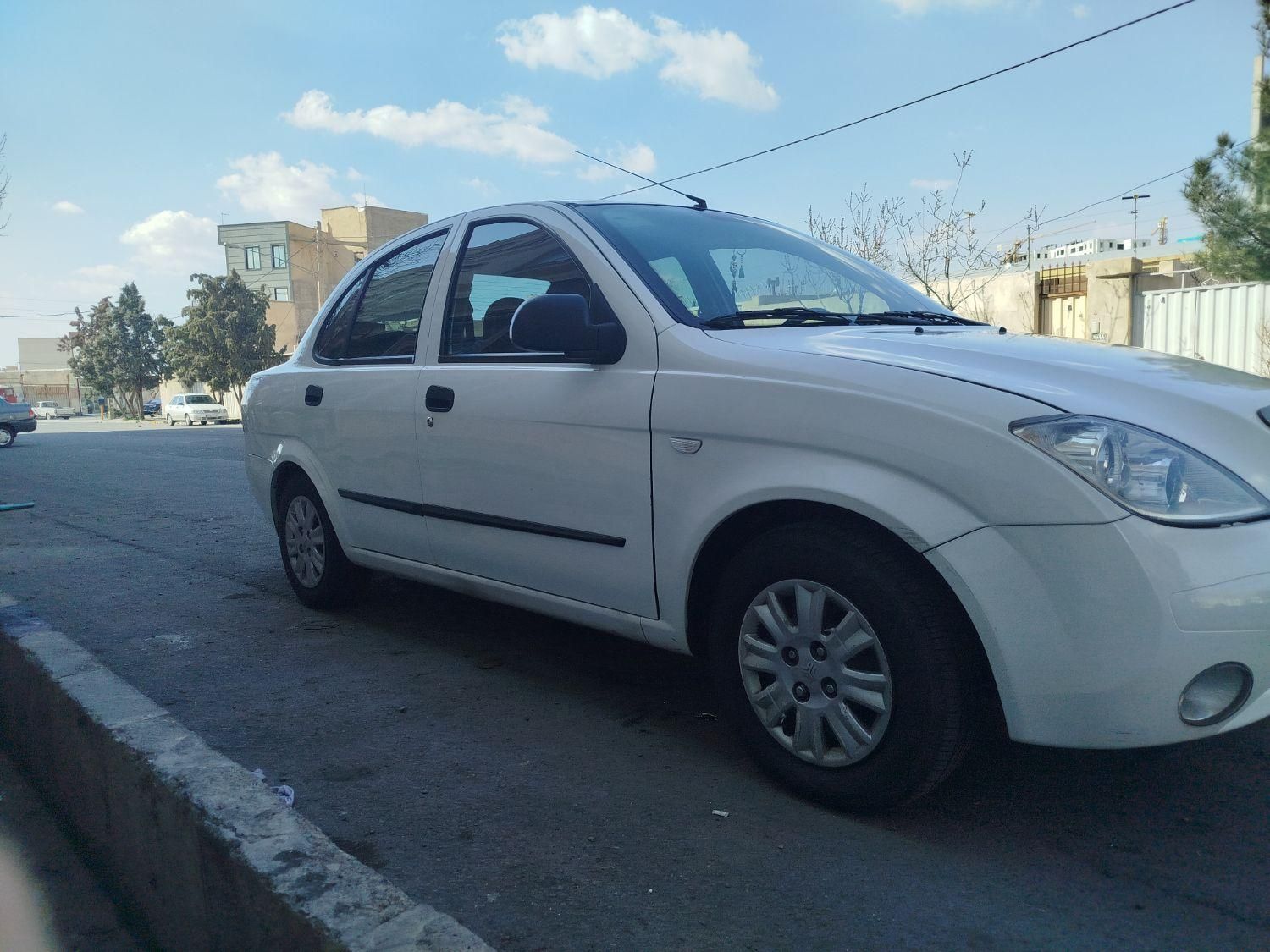 تیبا صندوق دار SX - 1396