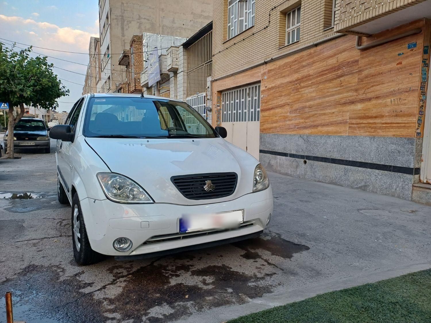 تیبا صندوق دار SX - 1393