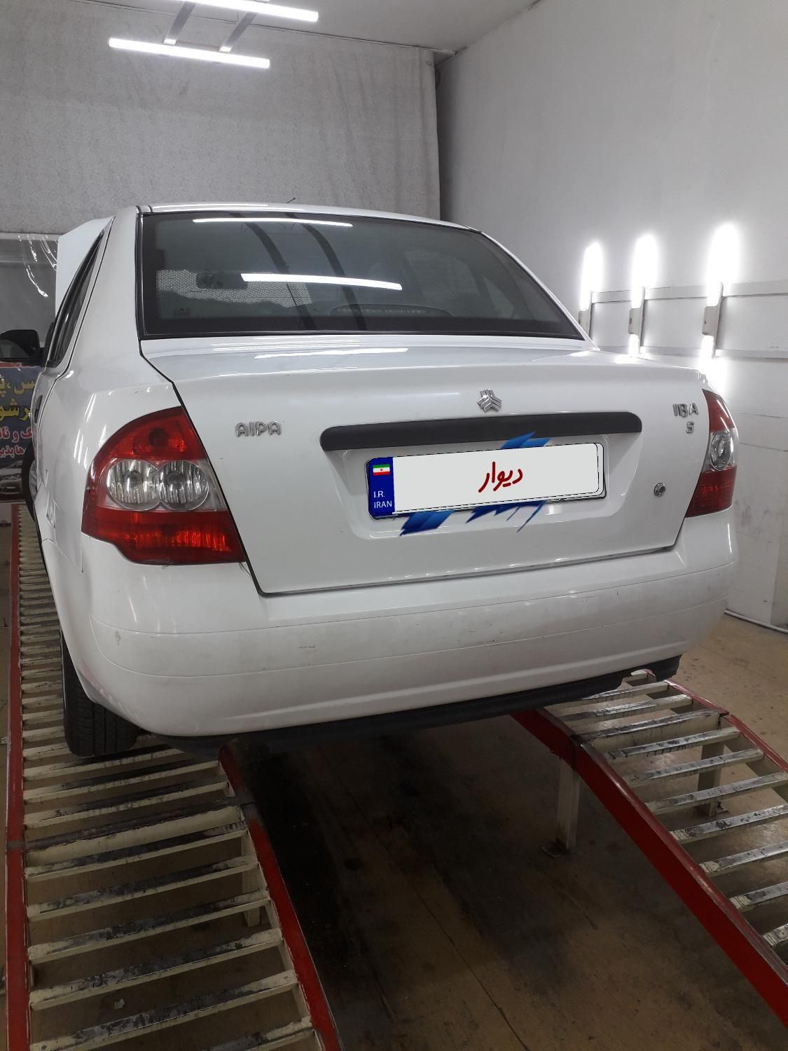 تیبا صندوق دار SX - 1393