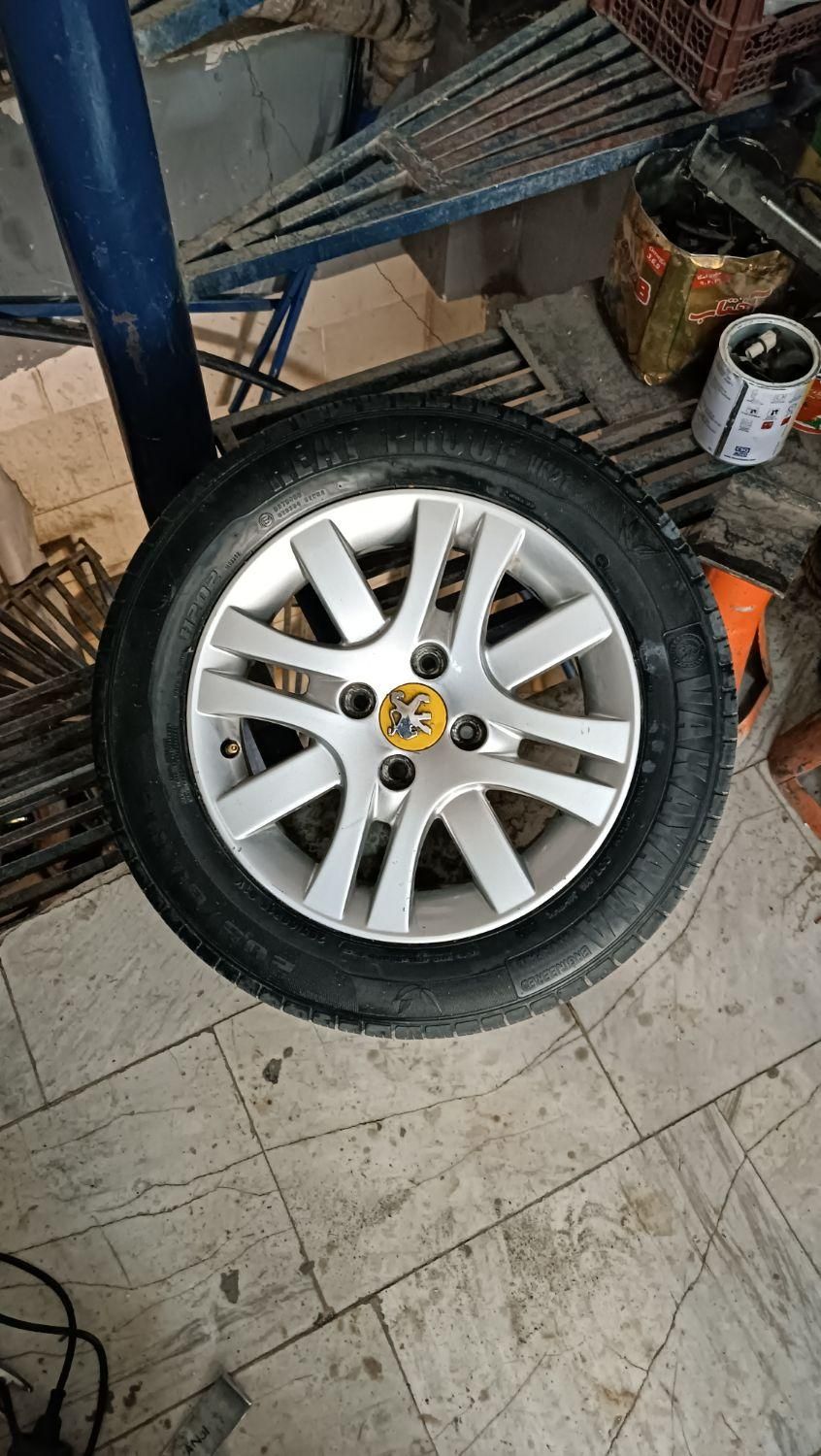 پژو 405 استیشن - 1380