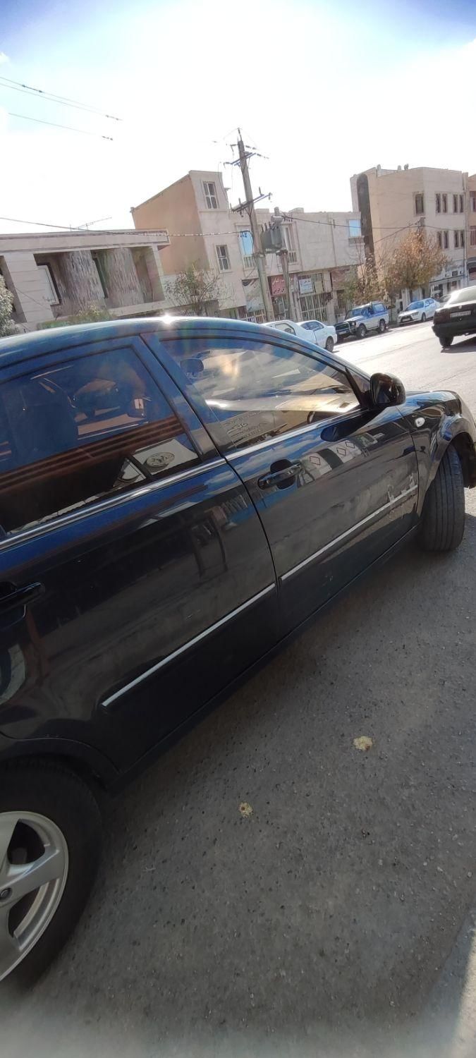 ام وی ام 530 دنده ای - 1390