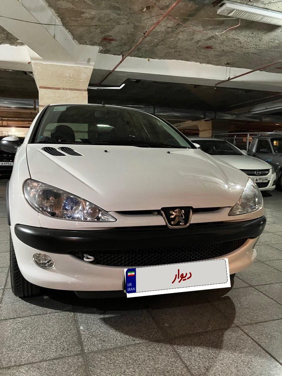 پژو ۲۰۶ صندوق دار v8 - 1399