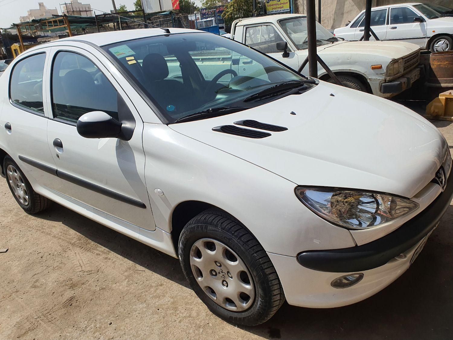 پژو ۲۰۶ صندوق دار v8 - 1399